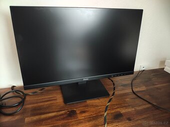 monitor 24 palcu - 2