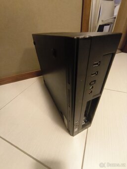 PC skříň "Slim" v dobrém stavu - 2