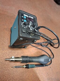 pájecí stanice Yihua 878D - 2