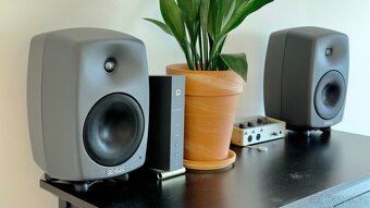 2x GENELEC 8040 BPM (+ UA Volt 476 v případě zájmu) - 2