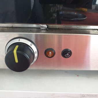 Horkovzdušná trouba H90S se zvlhčováním Gastro - 2