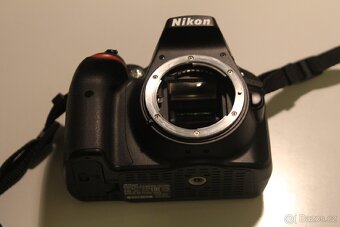 Zrcadlovka Nikon D3300 - 2