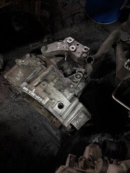 Škoda převodovka jhn knp lnr gry jlu duu ewt gsb - 2