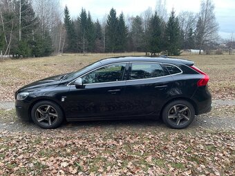 Volvo V40 D2, R-desing - 2