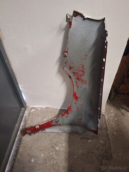 Levý a pravý přední blatník vw vento - 2