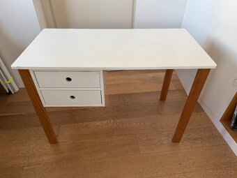 Pracovní stůl - 2