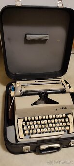 Psací stroj Conzul - 2