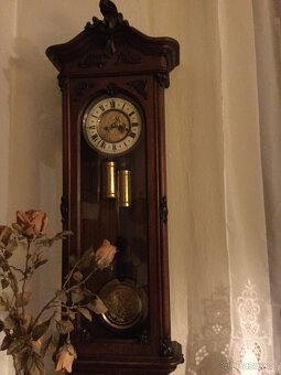 Stara vyrezavana loznice - pansky pokoj - 2