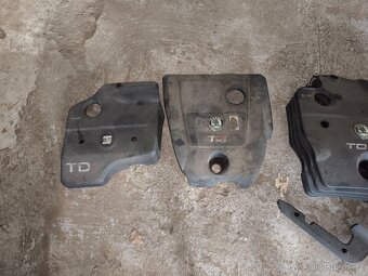 Kryt motoru Octavia 1 ,VW golf 4 - 2