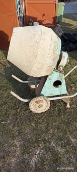 Stavební míchačka - 2