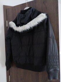 Zimní bunda s kapucí - 2