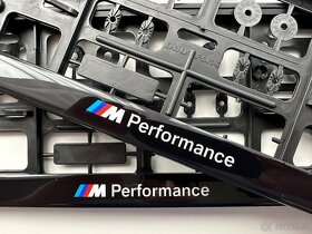 BMW M Performance weiß gel podložka pod SPZ - 2