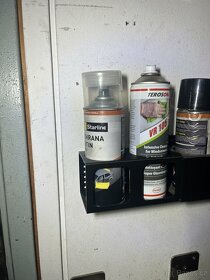 Nástěnný držák na spray do dílny - 2
