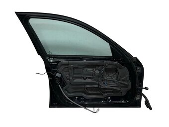 Levé přední dveře černá 416 BMW 320 E91 r.v. 2008 - 2