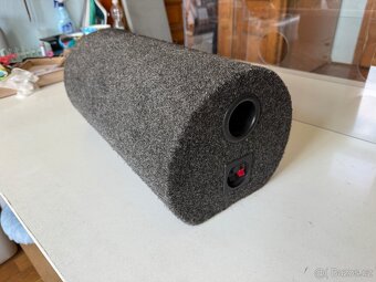 Subwoofer do auta - 2