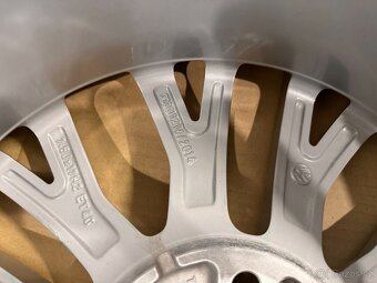 original alu kola vw arteon r17 Cardiff 3g8601025h - 2