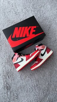 Air Jordan 1 High OG Spider-Man Across the Spider-Verse 42.5 - 2