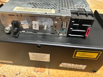 Autorádio Blaupunkt Barcelona RCM 83 + CD měnič - 2