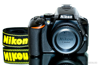 Nikon D5600 1700 expozic STAV NOVÉHO - 2