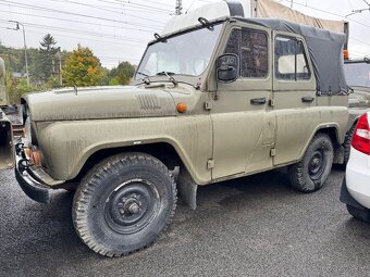 UAZ 469 uloženka z armádních zásob Praha 6 - 2
