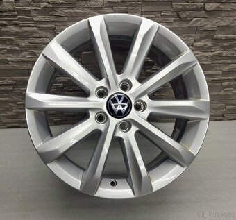 17" Originál VW Helsinky 5x112 Passat B8 - 2