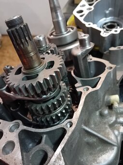 Dily motoru yamaha tzr 125 - 2