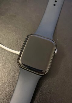 Apple Watch SE 44mm - 2