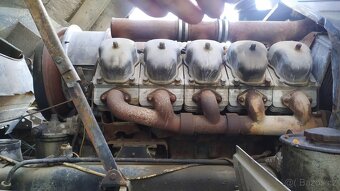 Motor z Tatra 815 S3 - 2