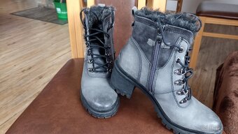 Prodám, kožené kozačky Tamaris - 2