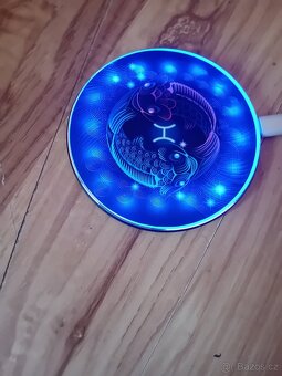 Prodám bezdrátovou nabíječku. - 2