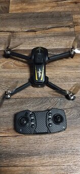 Dron GB83 - 2