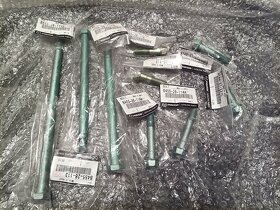 Mazda 323 BG šrouby zadní nápravy - 2