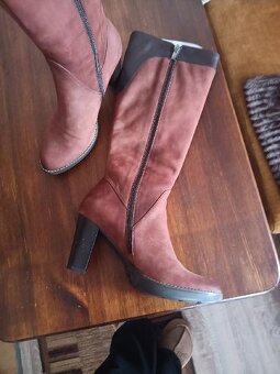 Dámské kozačky hnědé krásné - 2