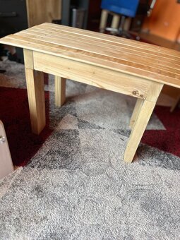 Stolek - 2