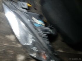 Ford mondeo mk3 Levý xenon - 2