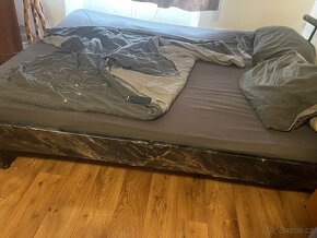 Prodám manželskou postel 140x200 - 2