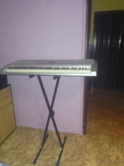 Klávesy funkey 61 i se stojanem - 2