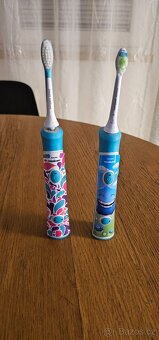 Dětský elektrický zubní kartáček Philips Sonicare - 2