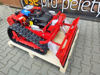Nová svahová sekačka s pásy na dálkové ovládání - 2