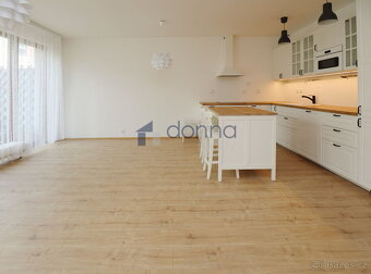 Pronájem bytu 2+kk, 68m2 + terasa 27m2, ul. Jitravská, Praha - 2
