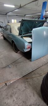 Ford Mustang kabrio z rok 1965 - 2