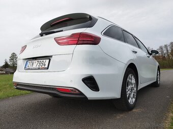 Kia Ceed SW 1.6 r.v. 11/ 2023 najeto19899 km - 2
