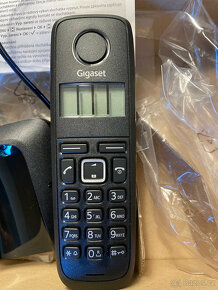 Stolní telefon GIGASET A120 - 2