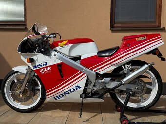 Honda NSR 250R 1988 - 2