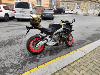 Aprilia RST 660 - 2