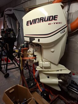 lodní motor Evinrude Etec 150 HP - 2