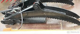 Drapak na drevo na paletizační vidle - 2