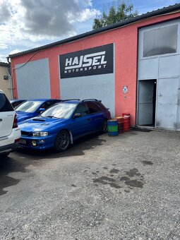 Subaru Impreza GT - 2