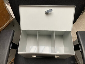 Trezor, pokladnička, kasička, střádanka, trezorek za 600 kč - 2