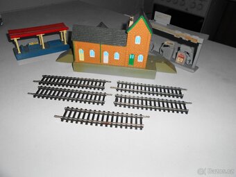VLÁČKY ho - STAVBY, 5 KOLEJÍ - 2